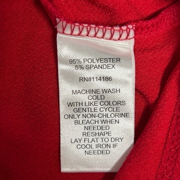 89th+Madison Blouse Women’s Red/Rhinestone V-neck 3/4 Sleeve Size-M NWT - Picture 5 of 8